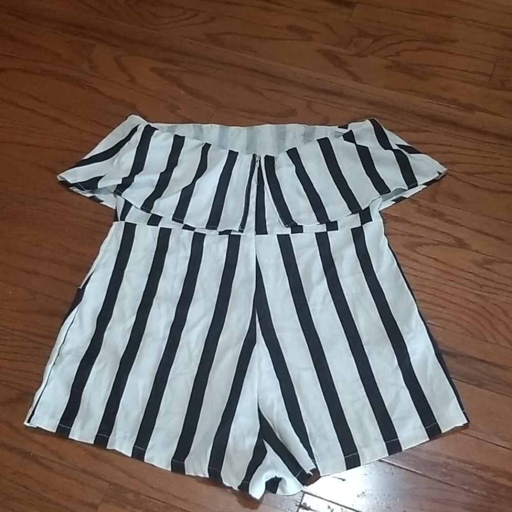 Romper - Picture 8 of 8